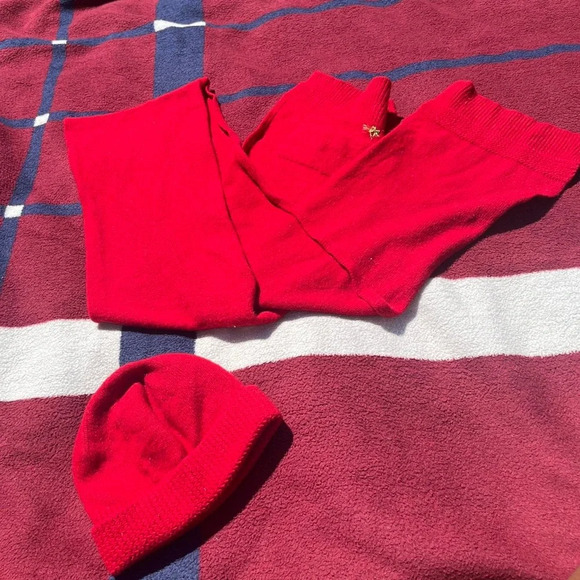 Lauren Ralph Lauren American Flag red scarf beanie cap skully set - Picture 6 of 6